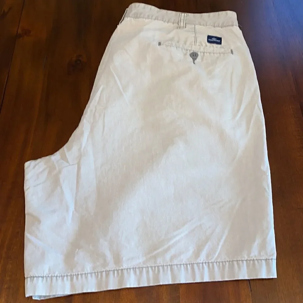 Dockers Khaki Men’s Shorts Size 40